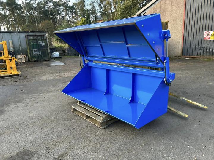 Fallen Stock Bucket with MF50 Brackets