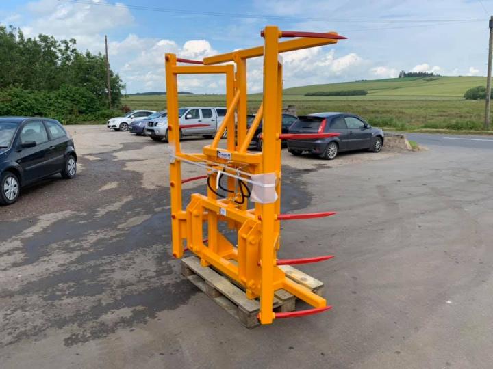 2 Square Bale Stacker