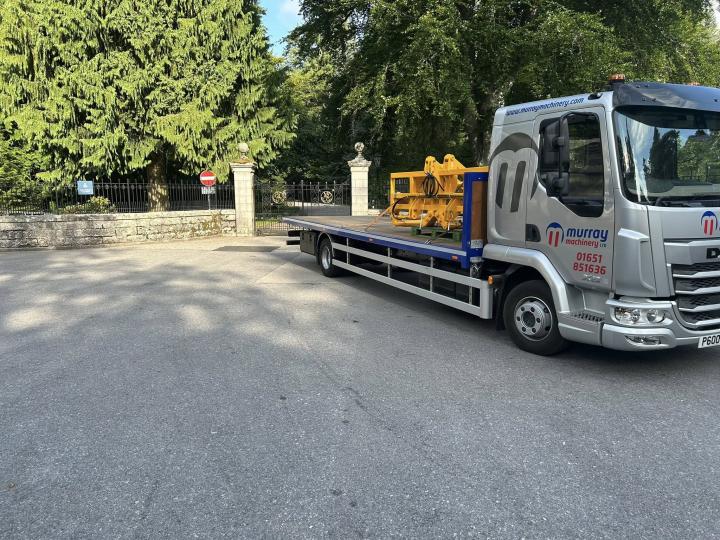 2.5m Gravel Road Grader to Balmoral Estate