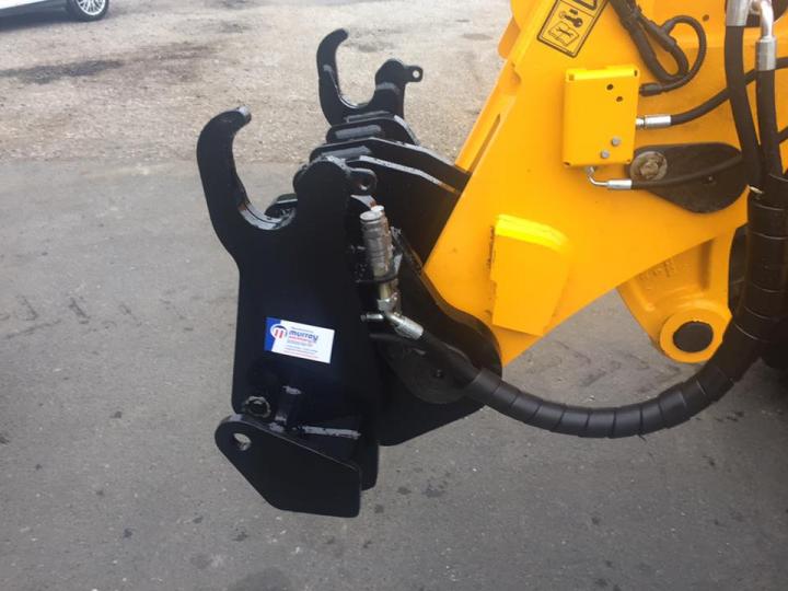 JCB quick hitch conversion