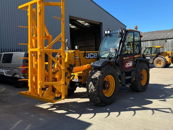 Three Square Bale Stacker  - JCB Q-Fit