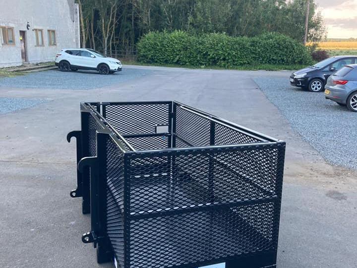 8' x 4' Access Platform with mesh