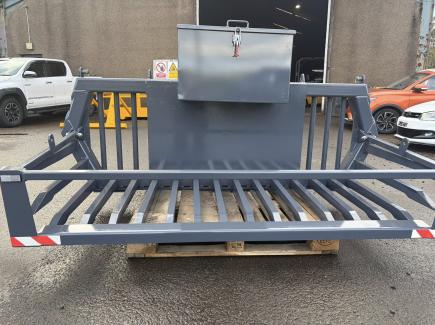 2.4m wide HD Hydraulic Tipping Stone Fork