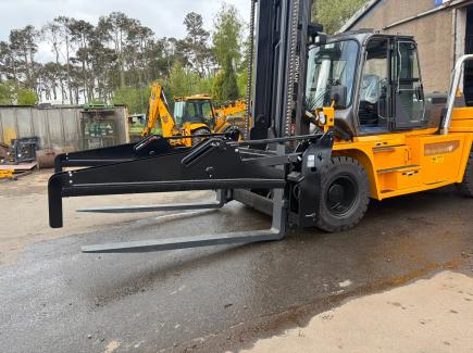 Pipe Clamp for 16 ton Hyundai
