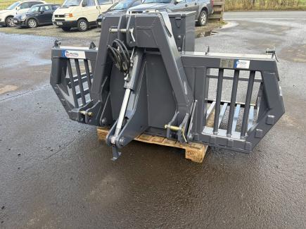 2.4m wide HD Hydraulic Tipping Stone Fork