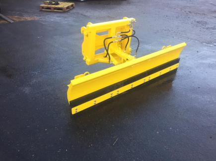 1.8m x 450mm Hydraulic Slew Snow Blade