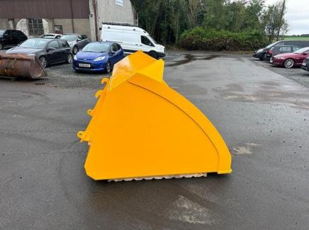 2.6m, 3.5 cub.m Hi-Tip Grain Bucket c/w spill guard