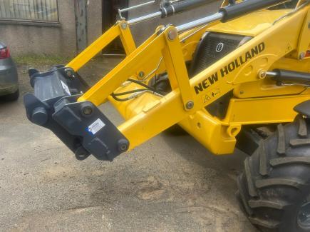 New Holland LB110 quick hitch make to pick up NHLM410 attachments 