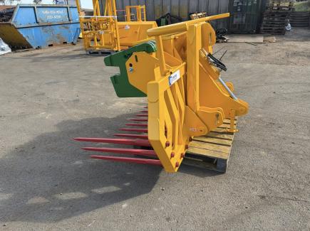 6' 6 tipping stone fork with weight frame for JD wafer weights and tool box