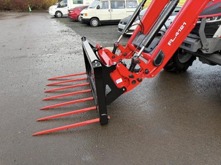 6ft, 7 tine Muck Fork with Pin and Cone brackets