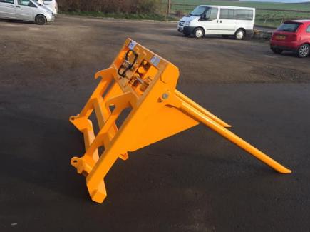 Hydraulically adjustable Big Bag Lifter