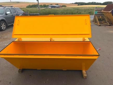 Fallen Stock Bucket with Manitou brackets