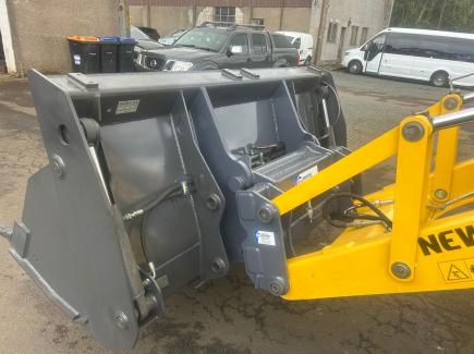 New Holland 4 in 1 bucket converted to suit