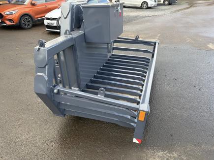 2.4m wide HD Hydraulic Tipping Stone Fork