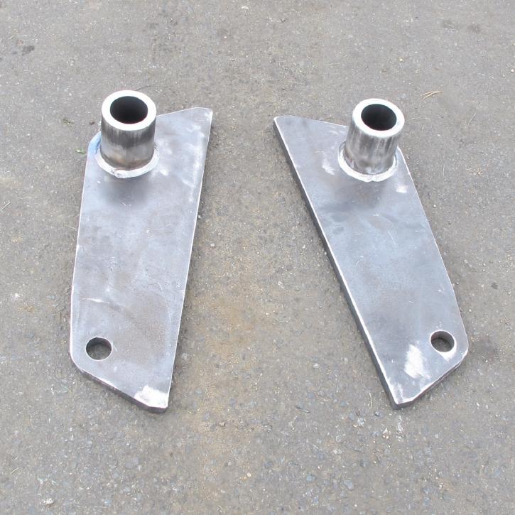 Manitou Brackets