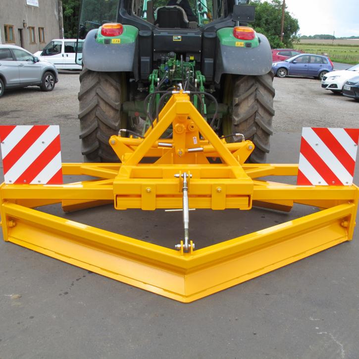 Road Grader MK 2 with tilting frame