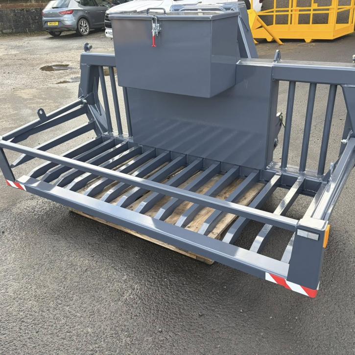 2.4m wide HD Hydraulic Tipping Stone Fork with 40mm Hardox tines and tool box