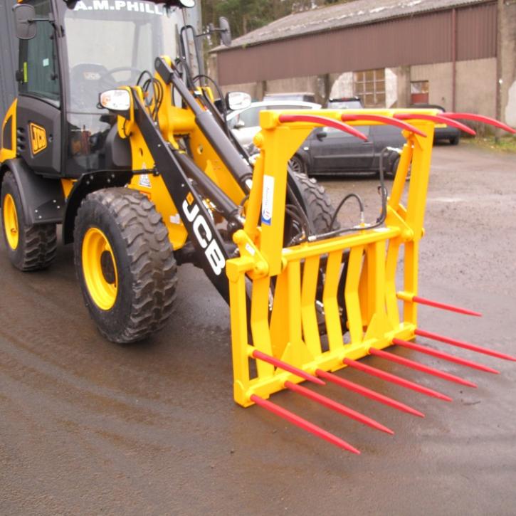 4' 6 Muck Fork and Top Grab for JCB 406