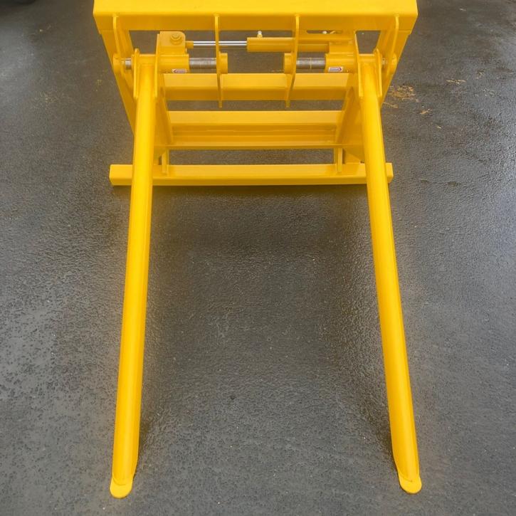 Hydraulic Big Bag Lifter with JCB Q-Fit brackets