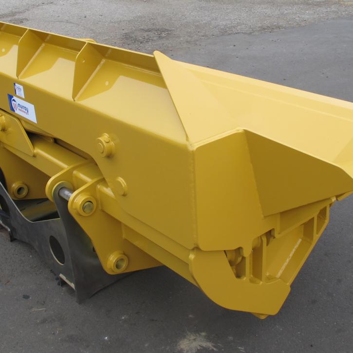 Side Tipping Bucket