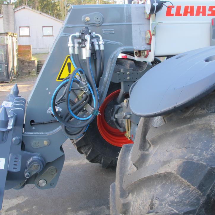 Claas - Pin & Cone Quick Hitch