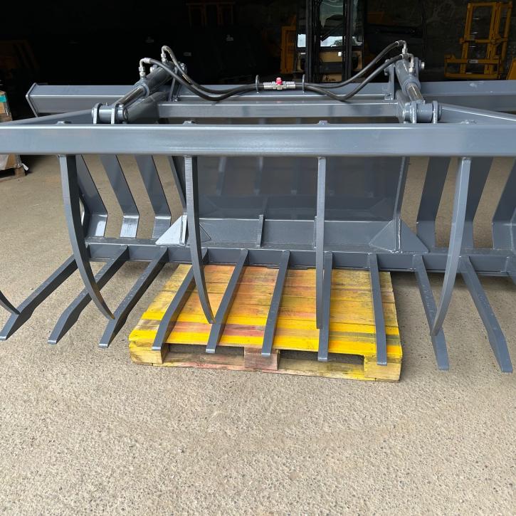 8' Muck and Top Grab and Grab with Hardox tines