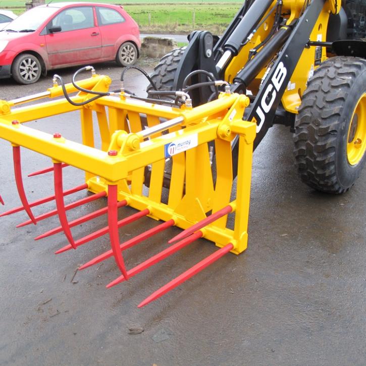 4' 6 Muck Fork and Top Grab for JCB 406