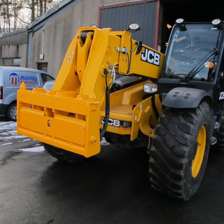 JCB 5650 - Pin & Cone Quick Hitch Adapter