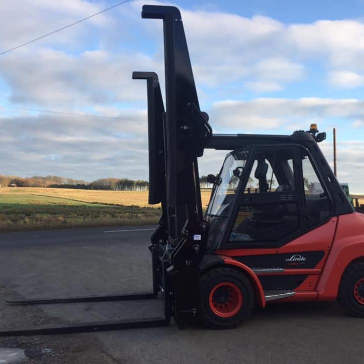 Pipe Stabiliser on an 8 ton Linde Forklift