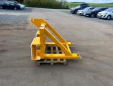 Implement mover for masted forklift