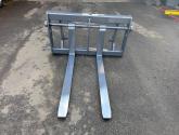 Pallet Fork with Floating Forks and Kramer Hooks