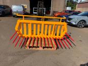 6' 6' Stone Fork c/w Front Linkage Brackets