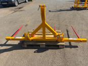 Standard double bale spike c/w 3 point linkage brackets