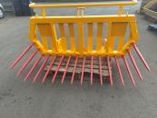 5' 6 " Stone Fork c/w 3 point linkage brackets
