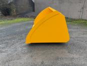 2.5 ton Grain Bucket c/w Pin and Cone brackets