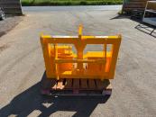 Implement mover - Manitou brackets, nylon pads and removable drawbar